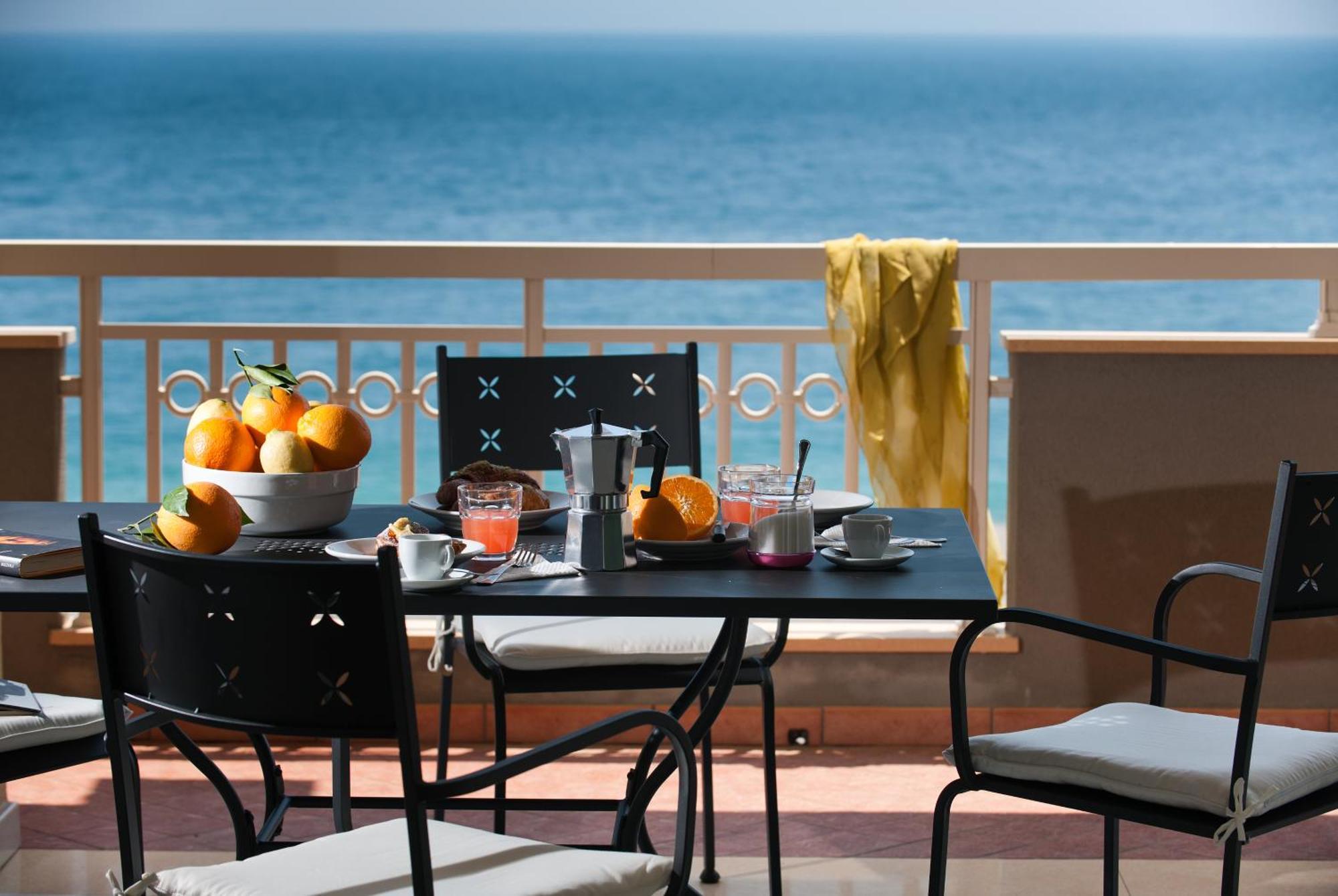 Casa Vacanze Samira Fondachello  Eksteriør bilde