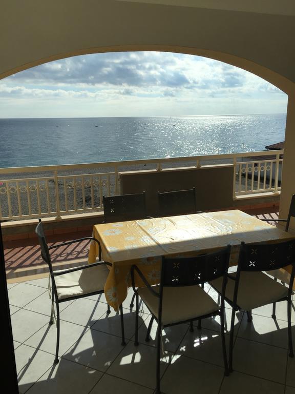 Casa Vacanze Samira Fondachello  Eksteriør bilde